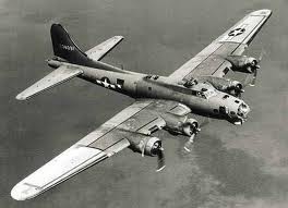 B-17, célèbre forteresse volante américaine.